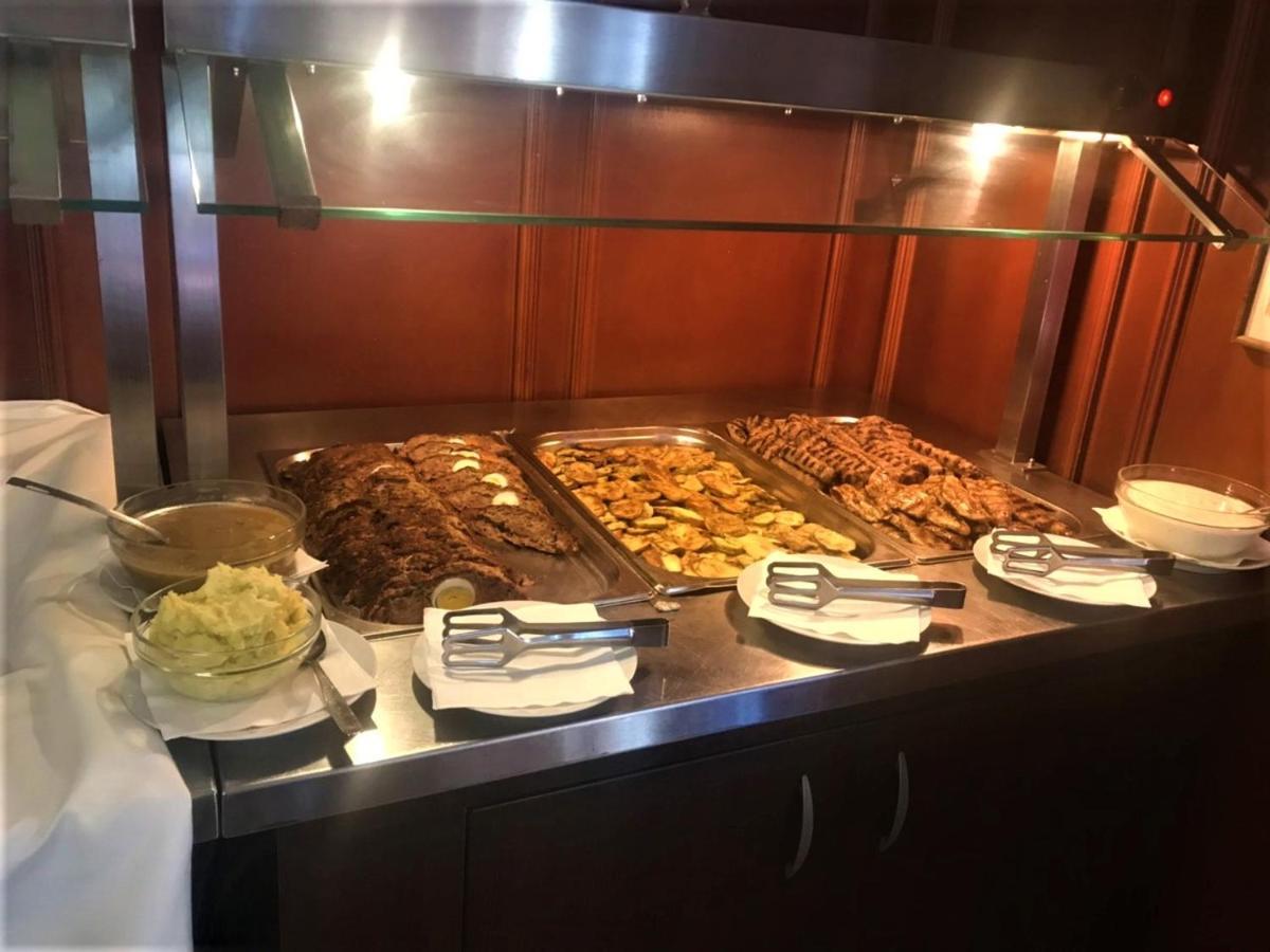 Elina Hotel بامبوروفو المظهر الخارجي الصورة