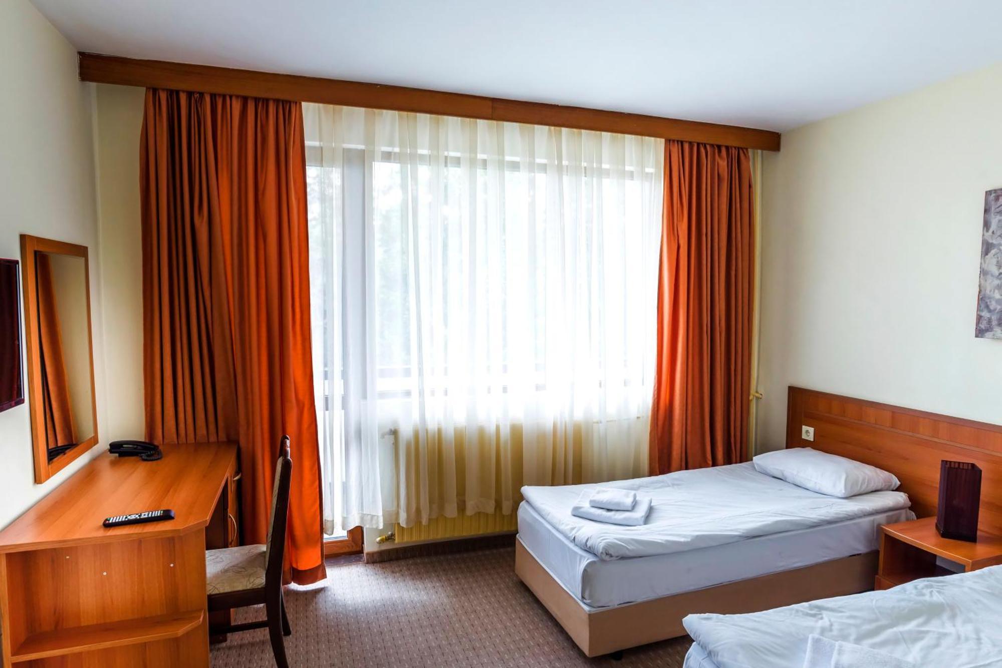 Elina Hotel بامبوروفو الغرفة الصورة